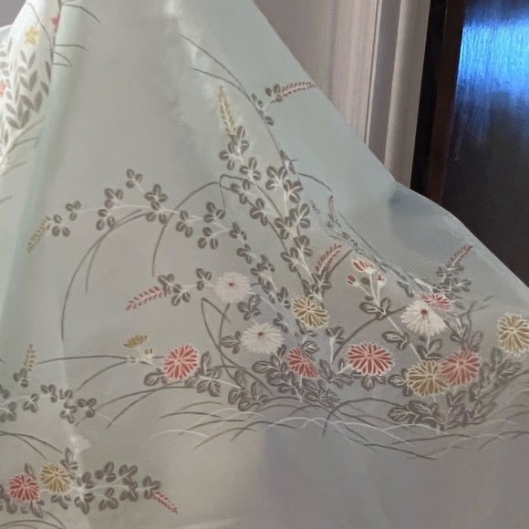 LIGHT green floral scarf - Picture 2 of 3